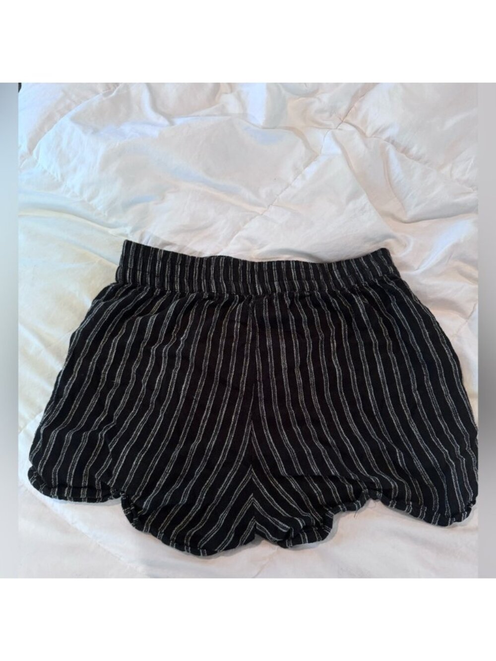 Women’s Striped Black Pull On Short - Picture 2 of 2